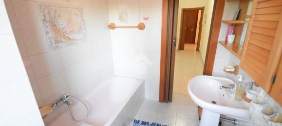 1 bedroom Apartment in Seregno, Italy No. 374327 20