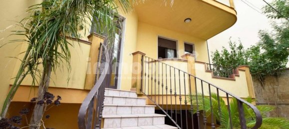 7 rooms Apartment in Oria, Italy No. 122640 2