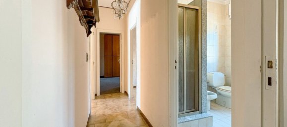 4-salle Appartement à Omegna, Italy No. 223118 20