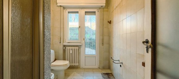 4-salle Appartement à Omegna, Italy No. 223118 26