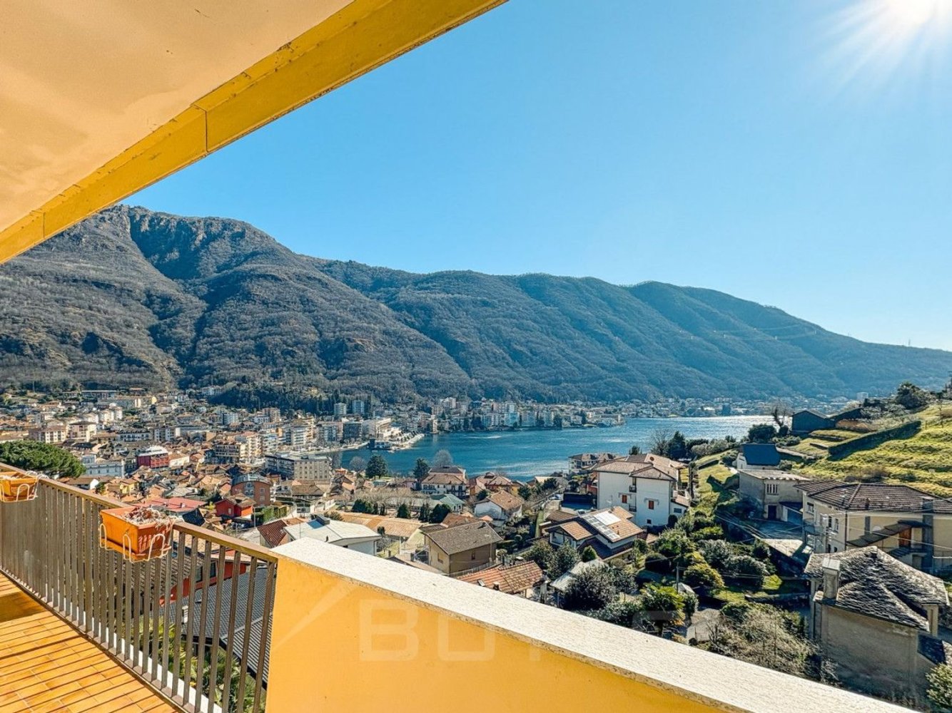 4-salle Appartement à Omegna, Italy No. 223118