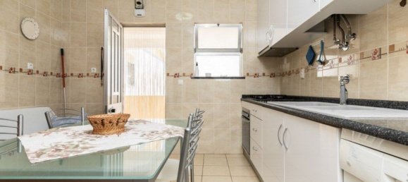 Дом с 10 спальнями в Вила Нова де Касела, Португалия № 143128 6