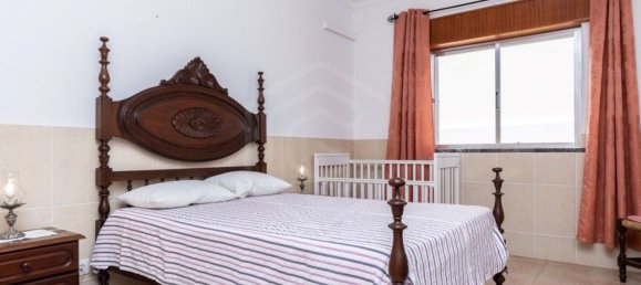 Дом с 10 спальнями в Вила Нова де Касела, Португалия № 143128 7