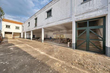 Entrepôt à Alpiarca, Portugal 457m² No. 161830