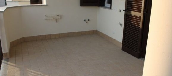 Apartamento de 5 divisões em Fondi, Italy N.º 29157 15