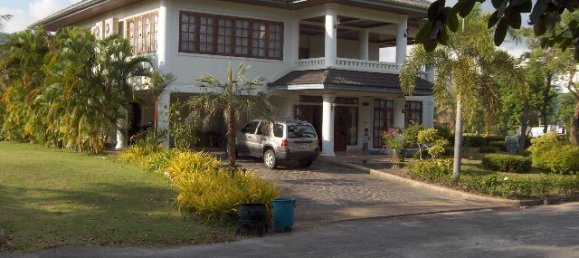 Дуплекс с 4 спальнями в Кату, Таиланд № 63608 2