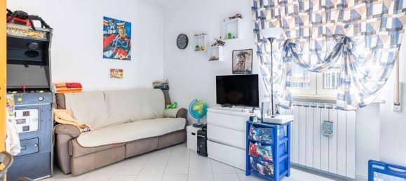 3 rooms Apartment in Rome, Italy No. 26767 20