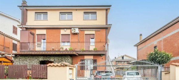 3 rooms Apartment in Rome, Italy No. 26767 6