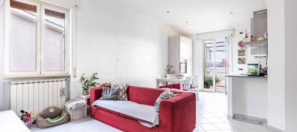 3 rooms Apartment in Rome, Italy No. 26767 2