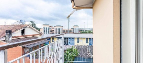 3 rooms Apartment in Rome, Italy No. 26767 30