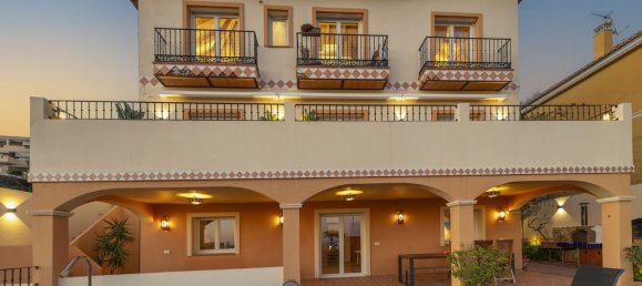 4 bedrooms Villa in Benalmadena, Spain No. 148028 2