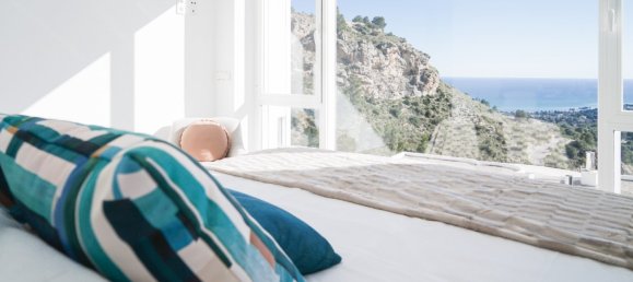 5 bedrooms Villa in Altea, Spain No. 8951 5