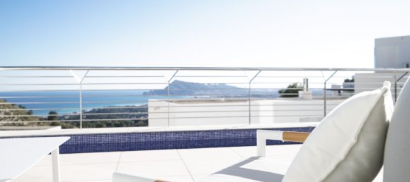 5 bedrooms Villa in Altea, Spain No. 8951 18