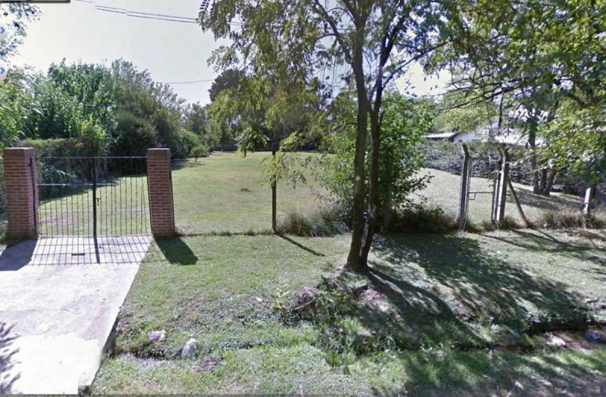  Land in Ituzaingo, Argentina No. 40711