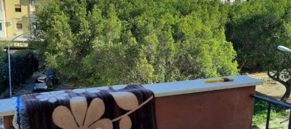 2 rooms Apartment in Palermo, Italy No. 13717 6