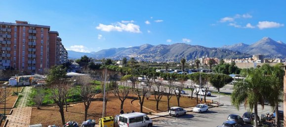 2 rooms Apartment in Palermo, Italy No. 13717 7