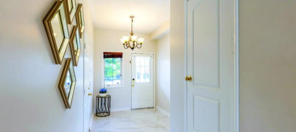 3 bedrooms House in Mississauga, Canada No. 808 5