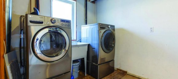 3 bedrooms House in Mississauga, Canada No. 808 9