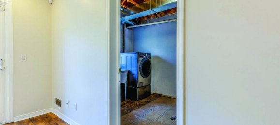 3 bedrooms House in Mississauga, Canada No. 808 10