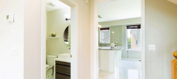 3 bedrooms House in Mississauga, Canada No. 808 12