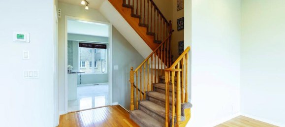 3 bedrooms House in Mississauga, Canada No. 808 11