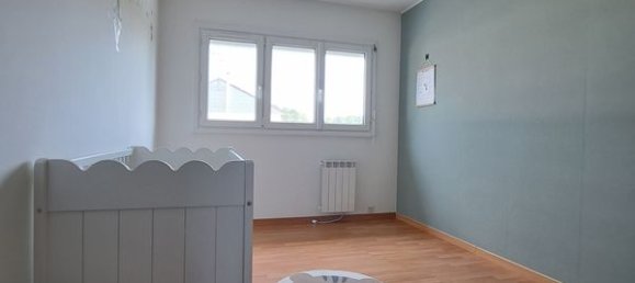 3 bedrooms House in Mulsanne, France No. 286099 5