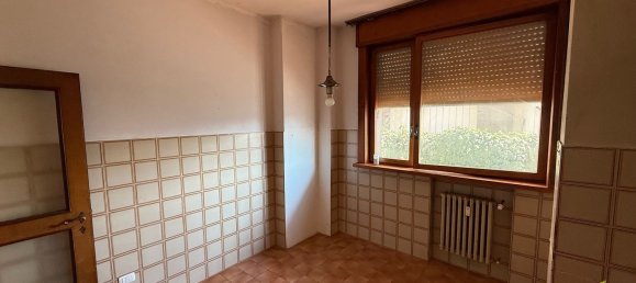 4 rooms Apartment in Parma, Italy No. 301895 13