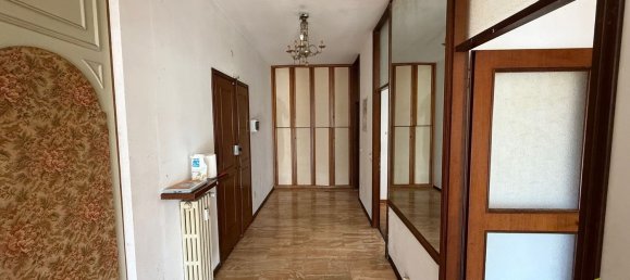 4 rooms Apartment in Parma, Italy No. 301895 10
