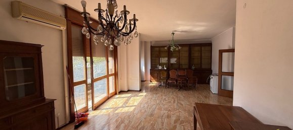 4 rooms Apartment in Parma, Italy No. 301895 11