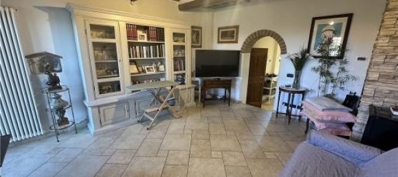 4 rooms House in Montespertoli, Italy No. 27709 26