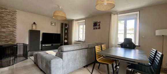 2 Schlafzimmer Haus in Bury, France, Nr. 300594 4