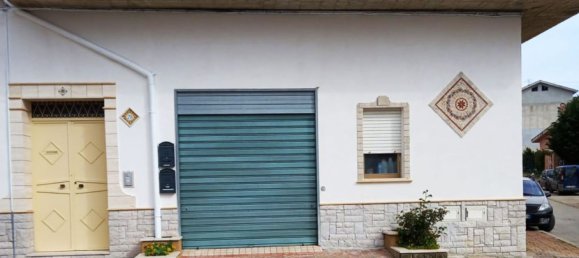 7 rooms Apartment in Cianciana, Italy No. 252642 8