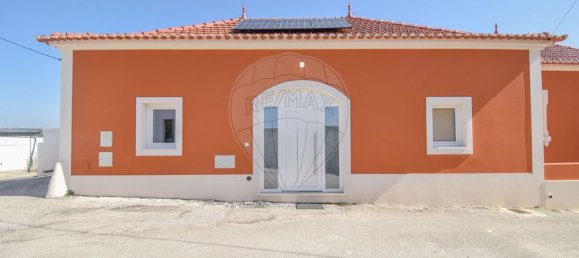 4 bedrooms House in Lourinha, Portugal No. 142720 3