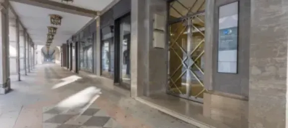 500m² Office in Granada, Spain No. 174579 6