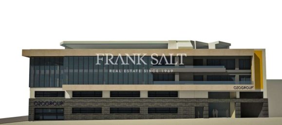 811m² Office in Qormi, Malta No. 12563 4