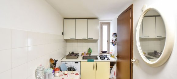 2 rooms Apartment in Turin, Italy No. 86152 4