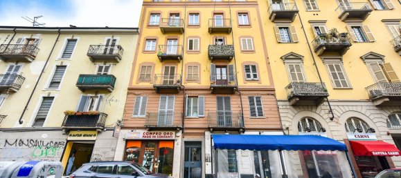2 rooms Apartment in Turin, Italy No. 86152 2