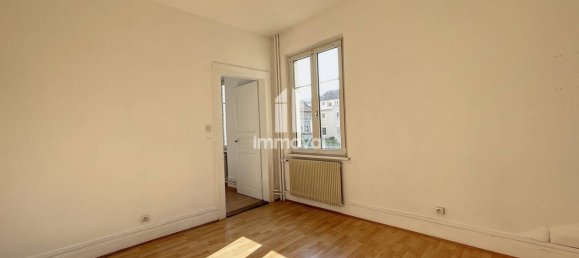 331m² Building in Schiltigheim, France No. 233050 6