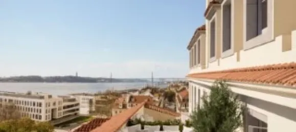 3 bedrooms Penthouse in Lisbon, Portugal No. 105197 2