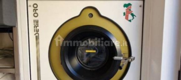 3 rooms Commercial property in Rome, Italy No. 50118 30