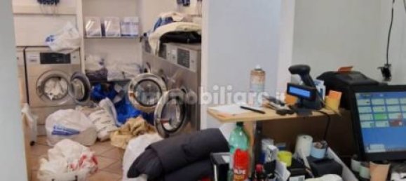 3 rooms Commercial property in Rome, Italy No. 50118 35