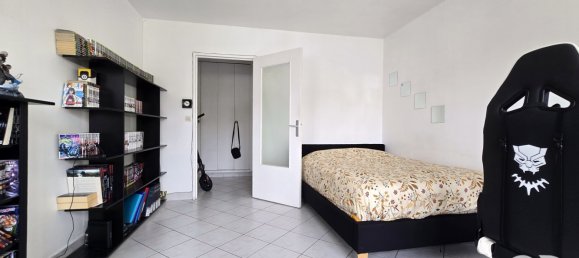 Studio in Bezons, France No. 348001 4