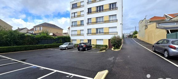 Studio in Bezons, France No. 348001 9