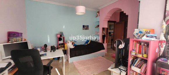 Villa de 5 dormitorios en Estepona, Spain No. 139288 20