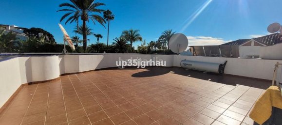 Villa de 5 dormitorios en Estepona, Spain No. 139288 23