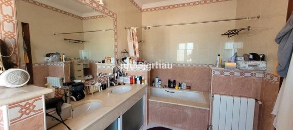 Villa de 5 dormitorios en Estepona, Spain No. 139288 8