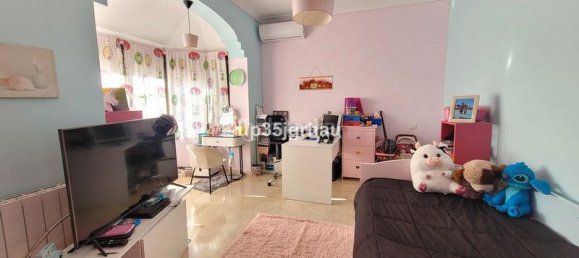 Villa de 5 dormitorios en Estepona, Spain No. 139288 19