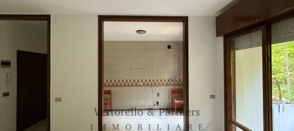 3 rooms Apartment in Mogliano Veneto, Italy No. 288209 4