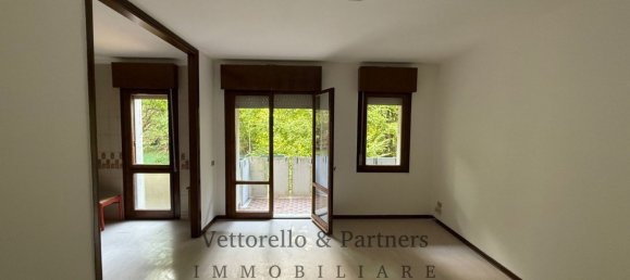 3 rooms Apartment in Mogliano Veneto, Italy No. 288209 2
