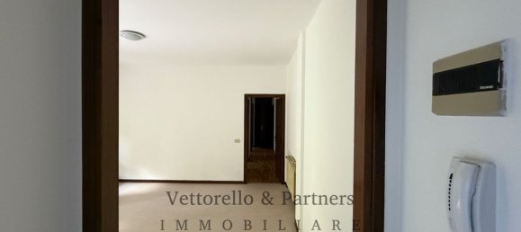 3 rooms Apartment in Mogliano Veneto, Italy No. 288209 11
